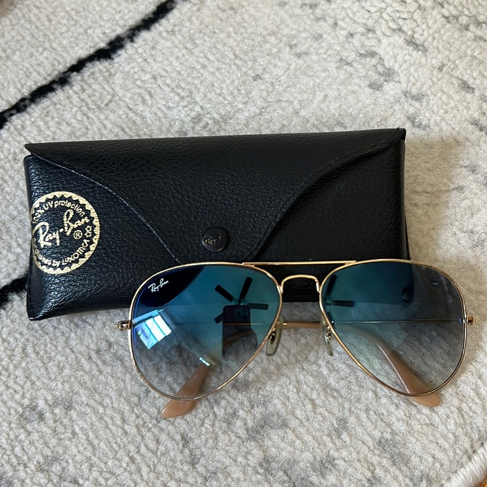 Ray Ban Aviators - blue